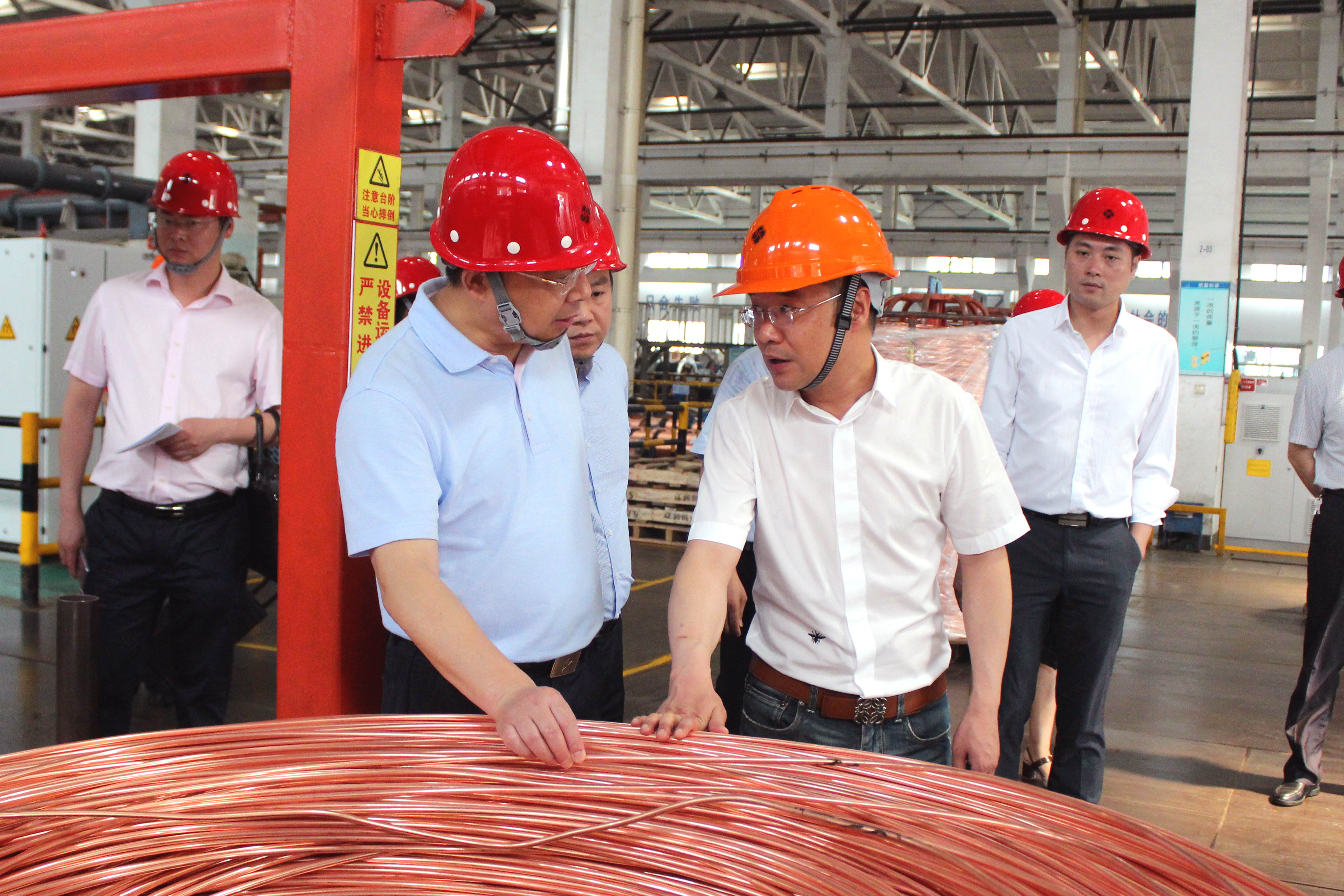 2019年6月10日，四川省广安市岳池县委书记郑鹏程率党政代表团来尊龙凯时人生就是搏电缆旅行考察