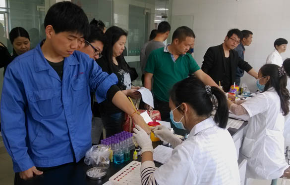 迎“五四”献爱心，尊龙凯时人生就是搏掀起献血热潮